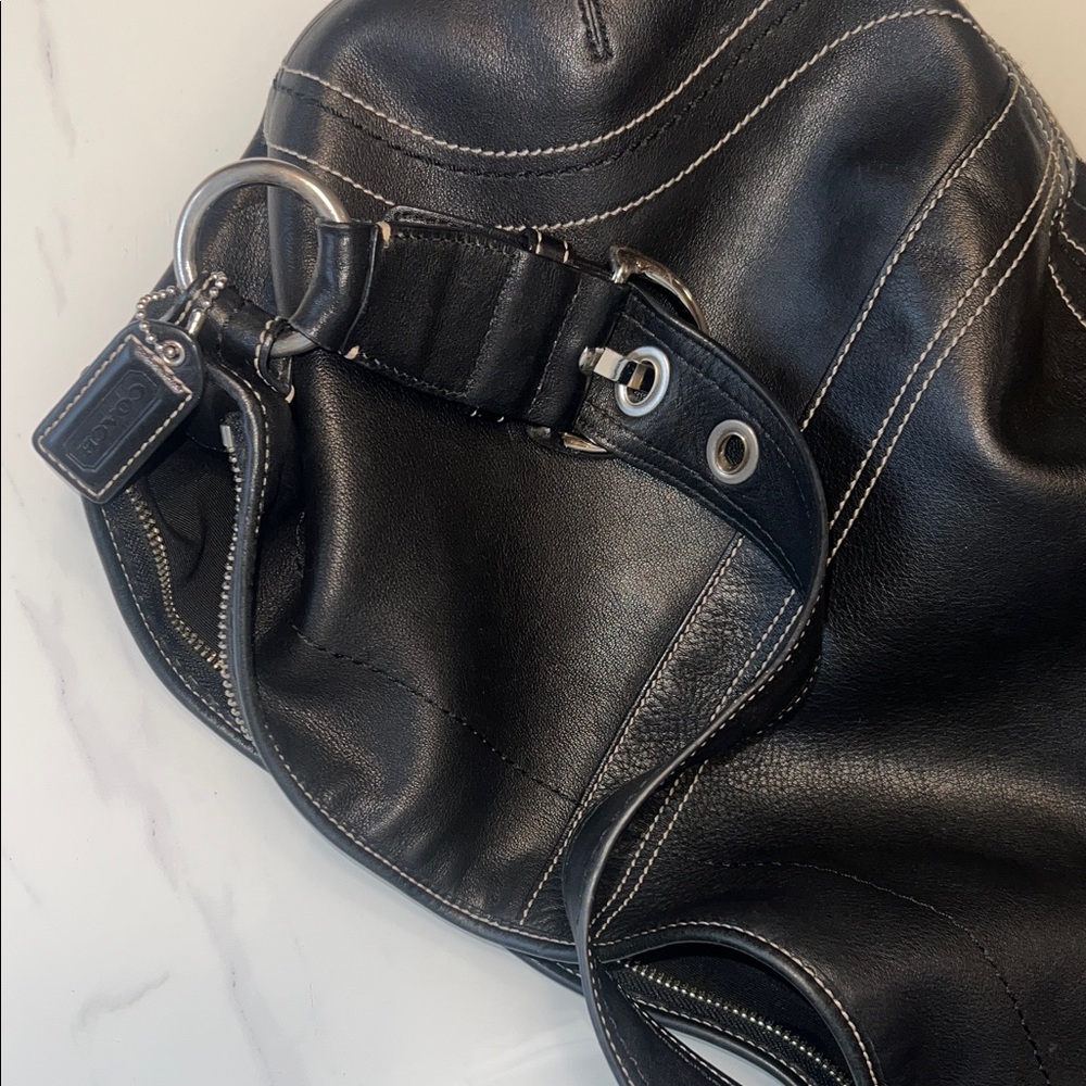 Coach Black Leather shoulder Bag - Picture 5 of 8